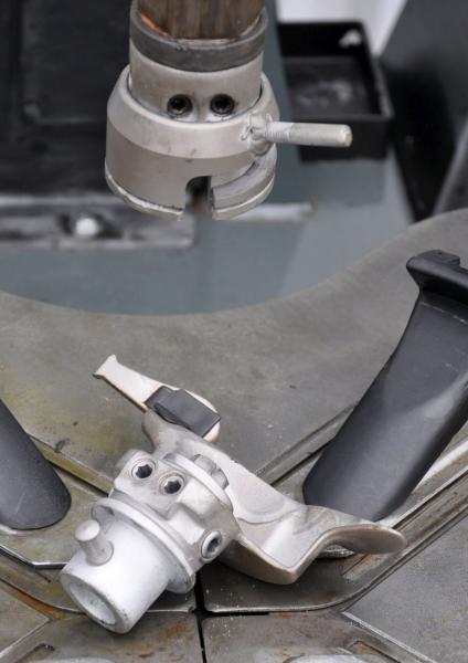 Reifenmontiermaschine GIULIANO S231 PAX Runflat Hilfsarm Reifenwechselmaschine